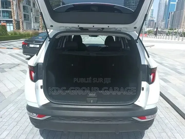 Hyundai Tucson SE 2023 Blanc cassé