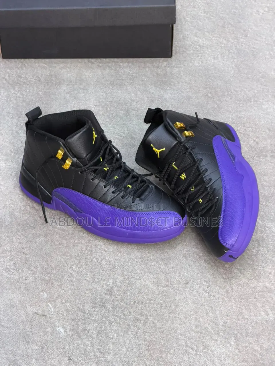 Air J12 Mauve-Noir Disponible