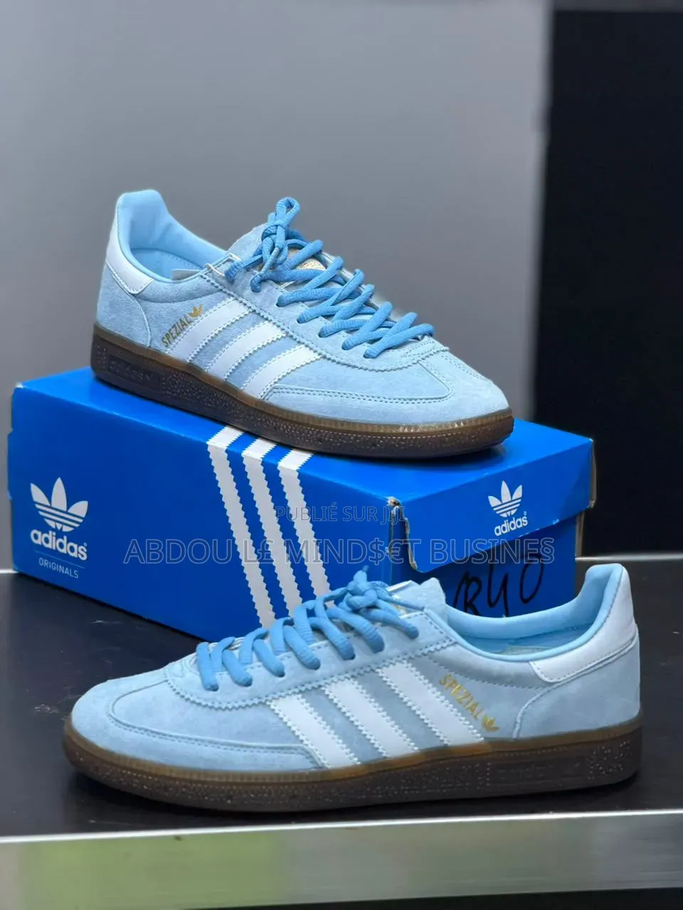 Adidas Spezial Bleu Ciel Disponible