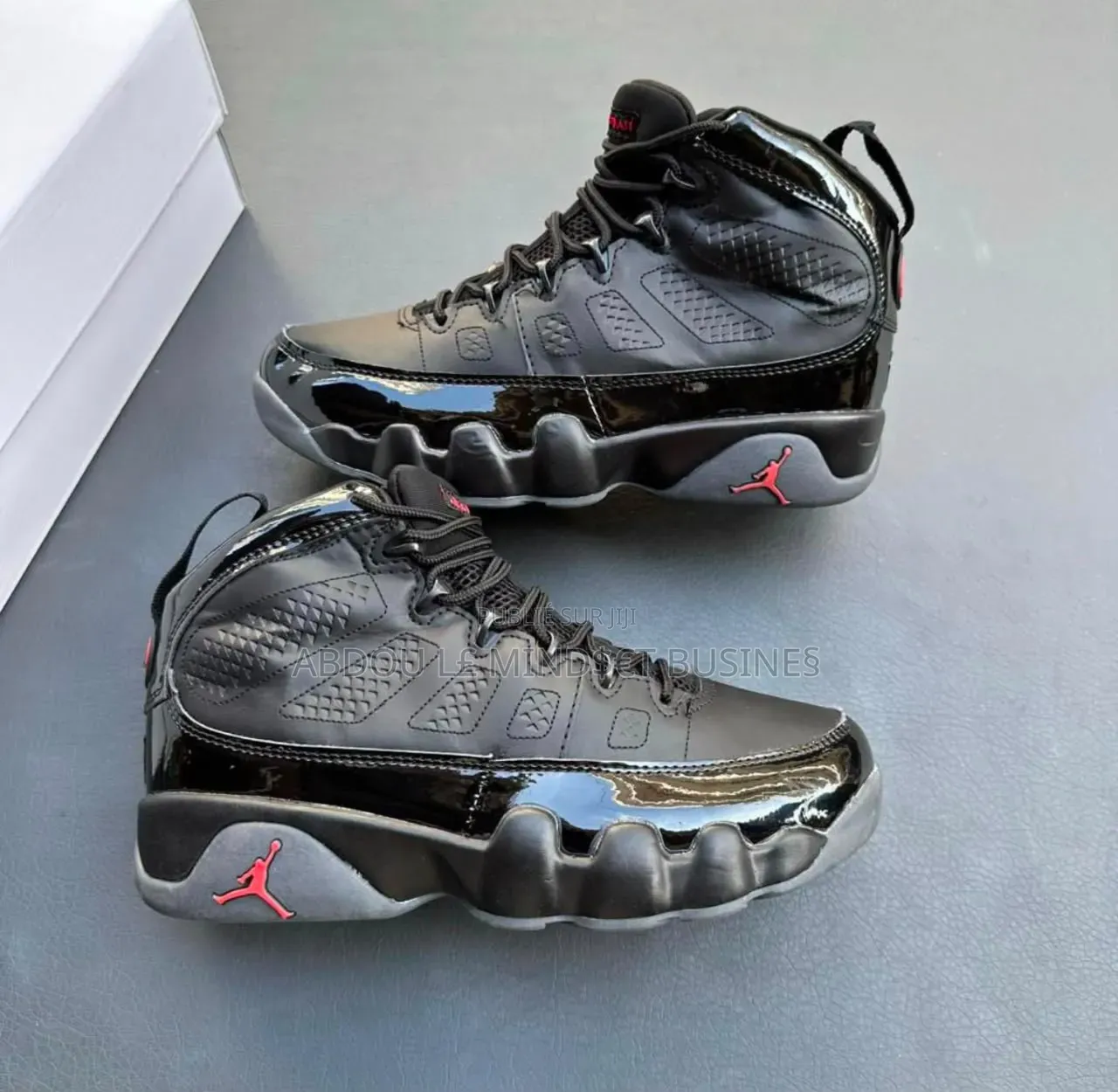 Air J9 Black-White Disponible