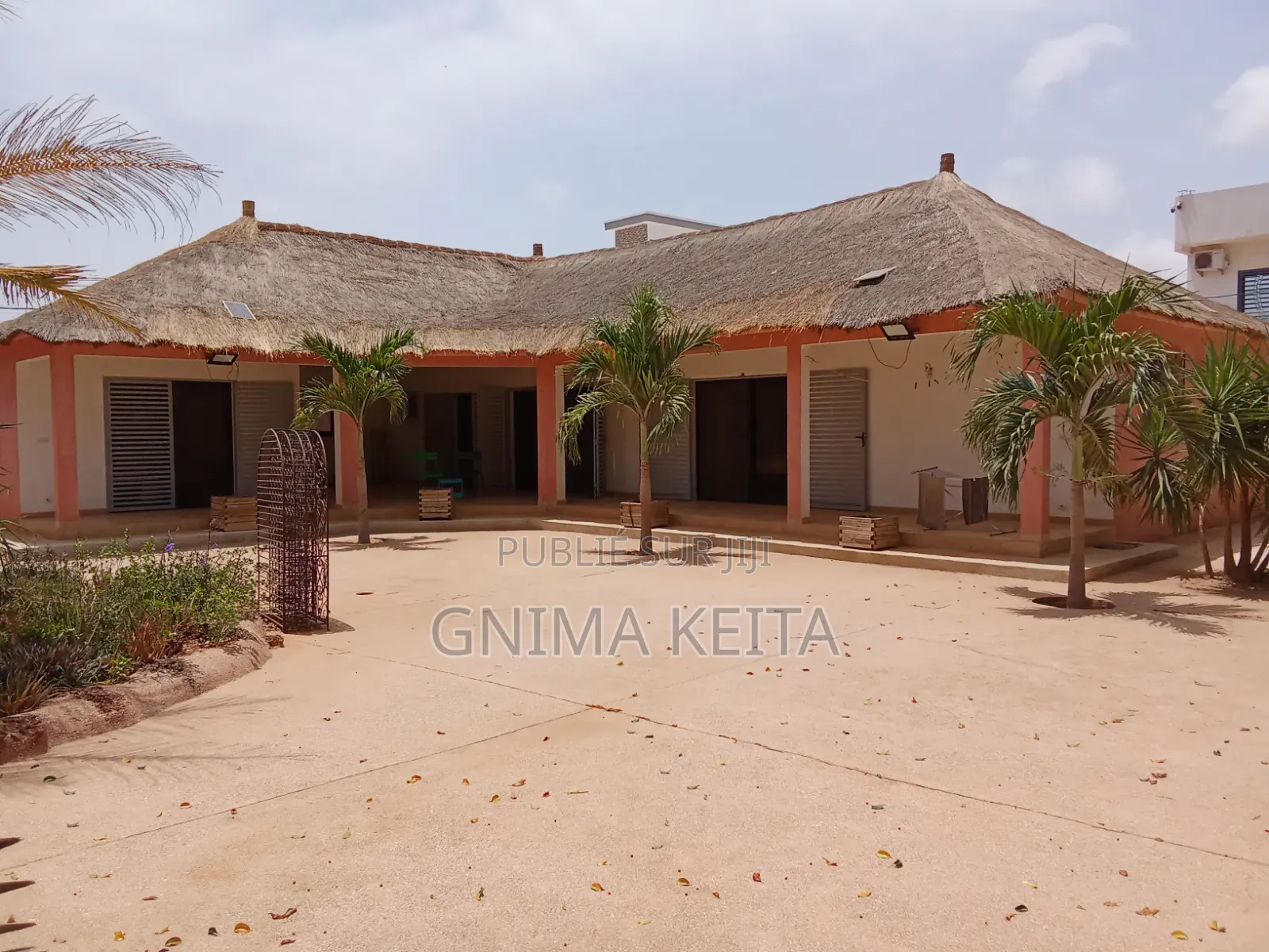 Meublé 2chbre Villa dans Sindia à Vendre