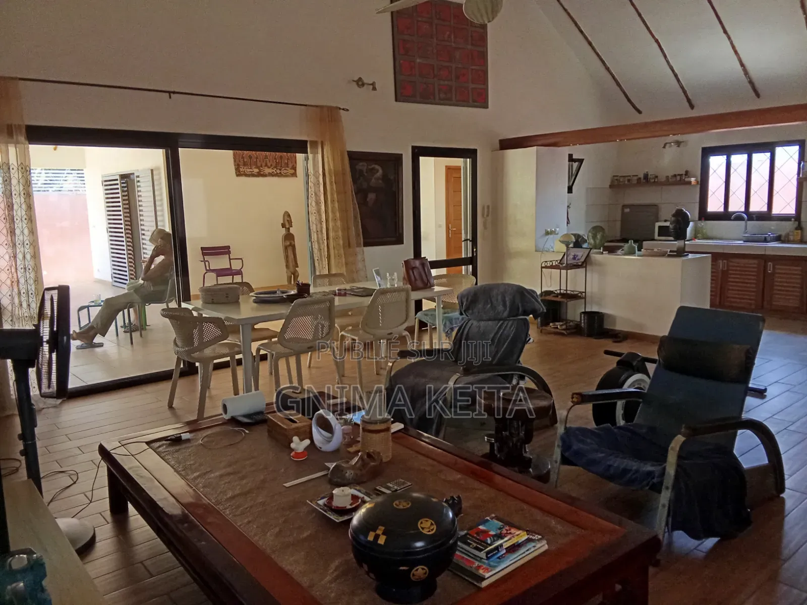 Meublé 2chbre Villa dans Sindia à Vendre