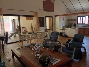 Meublé 2chbre Villa dans Sindia à Vendre