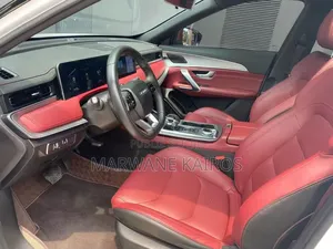 Jetour X70 1.5 7-Seater FWD 2022 Blanc
