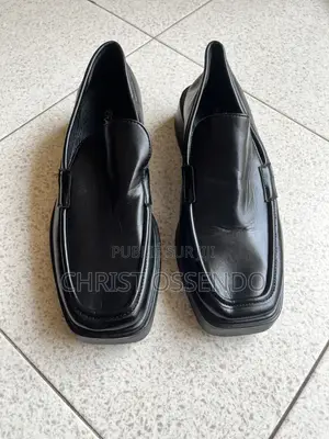 Therapy Loafer