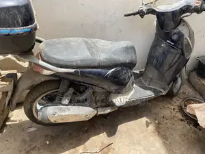 Aprilia Scarabeo 2008 Bleu