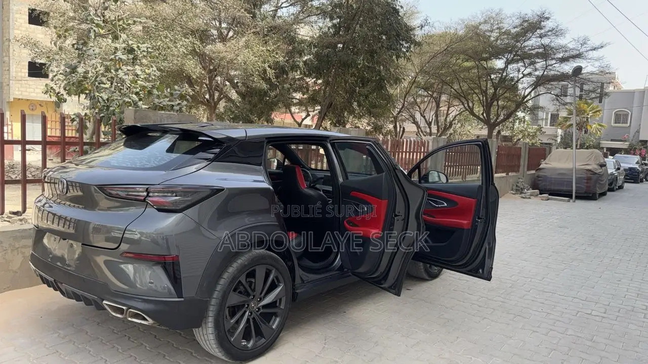 Changan UNI-T 2021 Noir