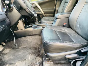 Toyota RAV4 2018 Autre