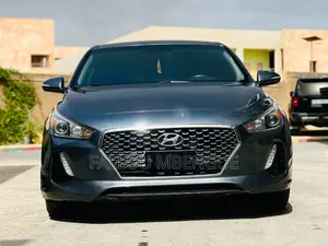 Hyundai Elantra 2019 Gris
