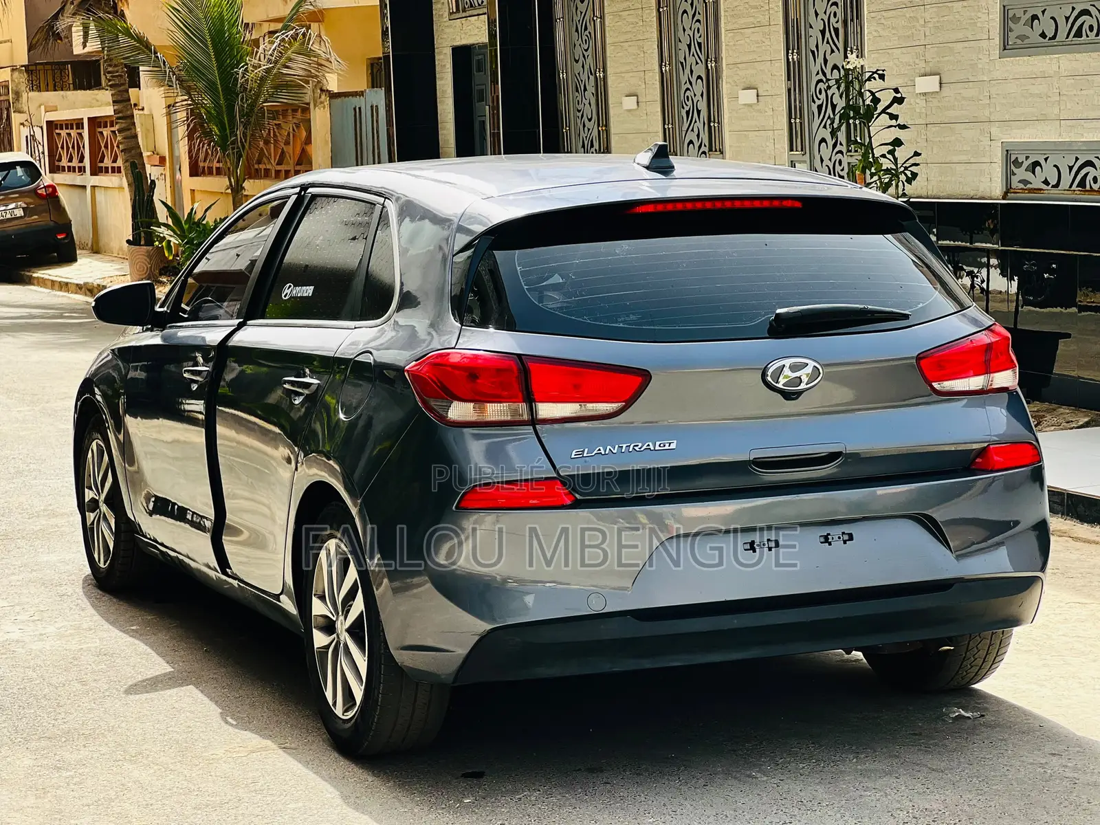 Hyundai Elantra 2019 Gris