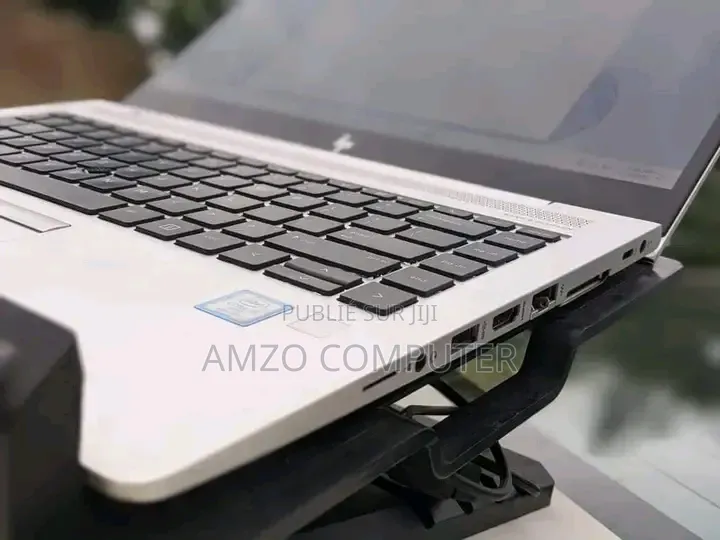 Ordinateur portable HP EliteBook 840 G6 8GB Intel Core i7 SSD 256GB