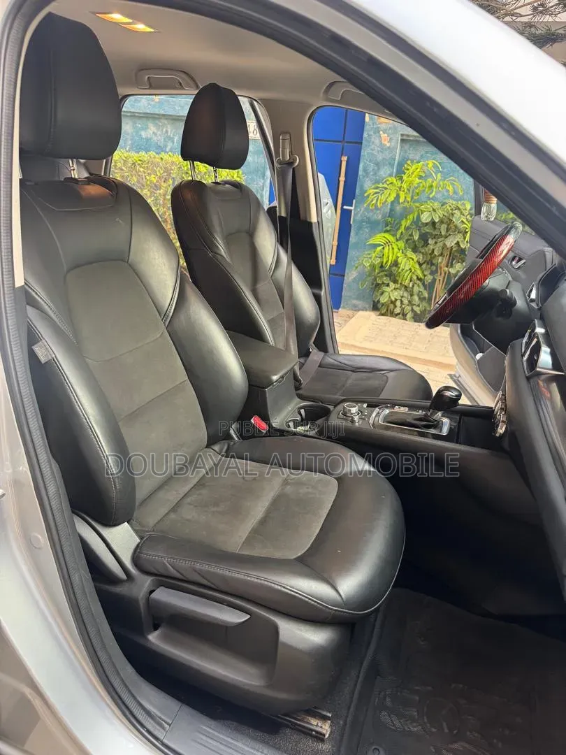 Mazda CX-5 2018 Gris