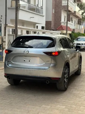Mazda CX-5 2018 Gris