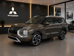 Mitsubishi Outlander 2022 Marron