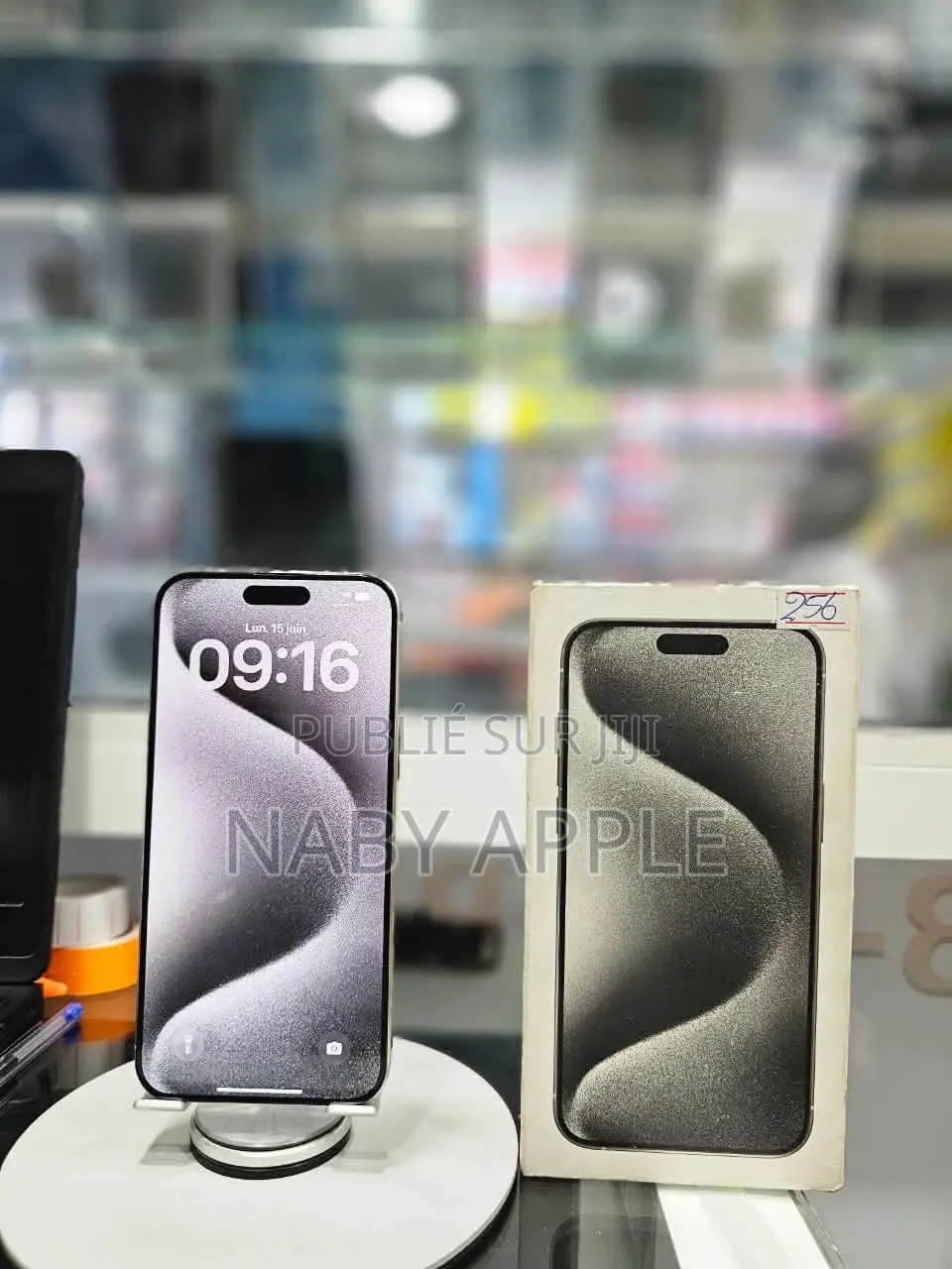 Nouveau Apple iPhone 15 Pro Max 256 GB Blanc