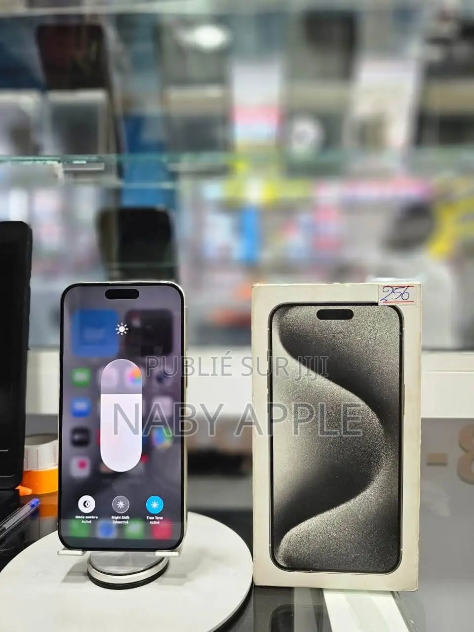Nouveau Apple iPhone 15 Pro Max 256 GB Blanc