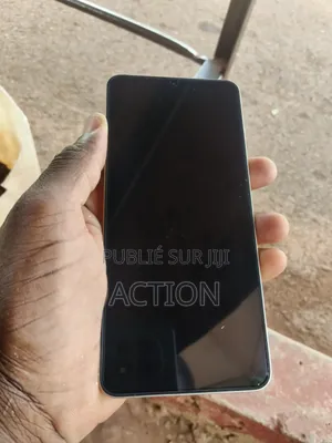 Nouveau Samsung Galaxy A06 128 GB Doré