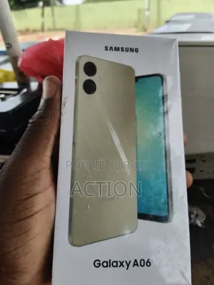 Nouveau Samsung Galaxy A06 128 GB Doré