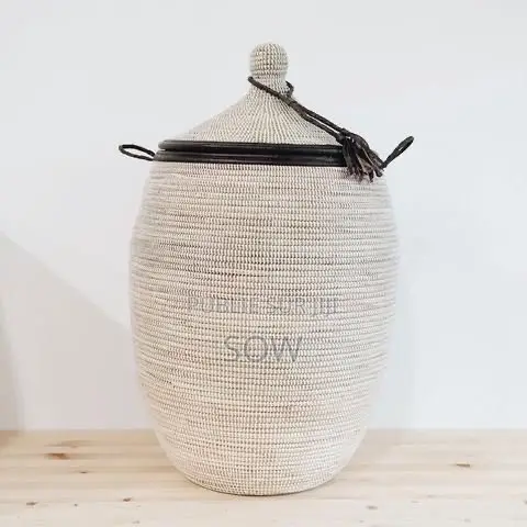 Gros Panier De Linge
