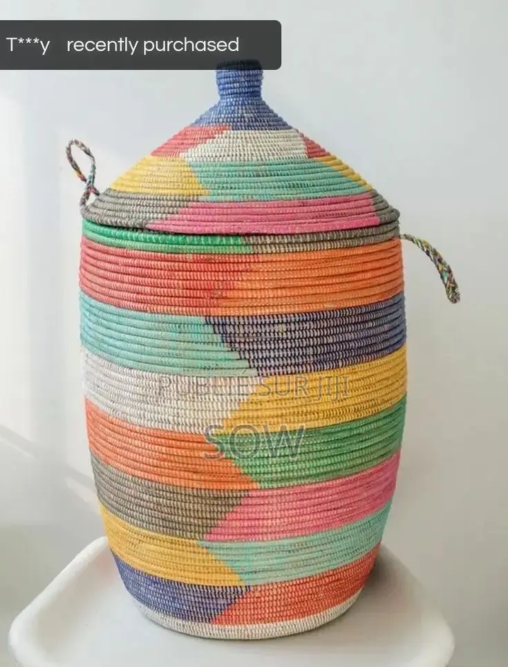 Gros Panier De Linge