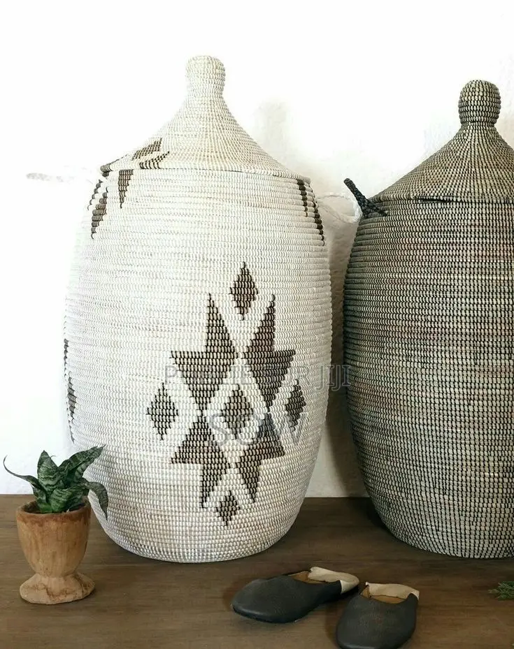 Gros Panier De Linge