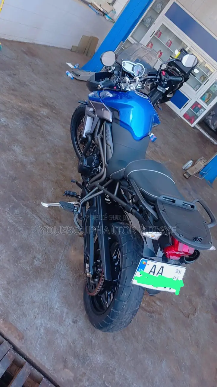 Triumph Bike 2017 Bleu