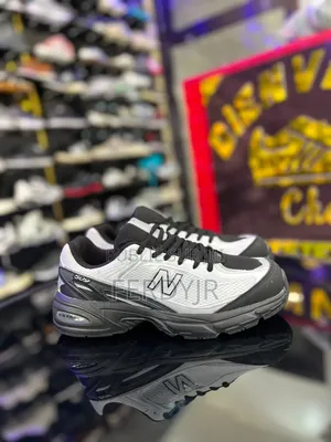 New Balance 509