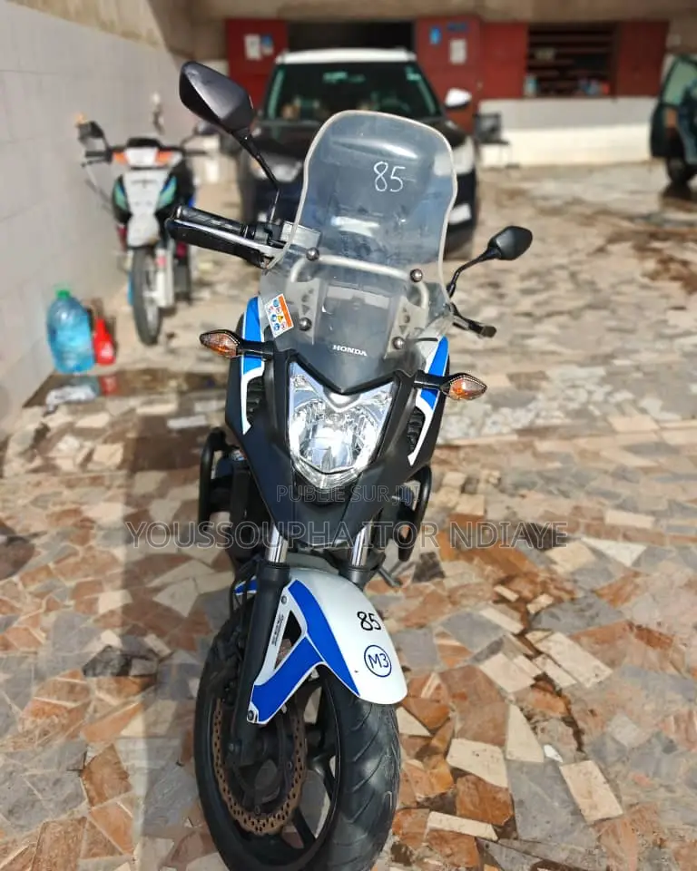 Nouveau Honda NC700X 2013 Bleu