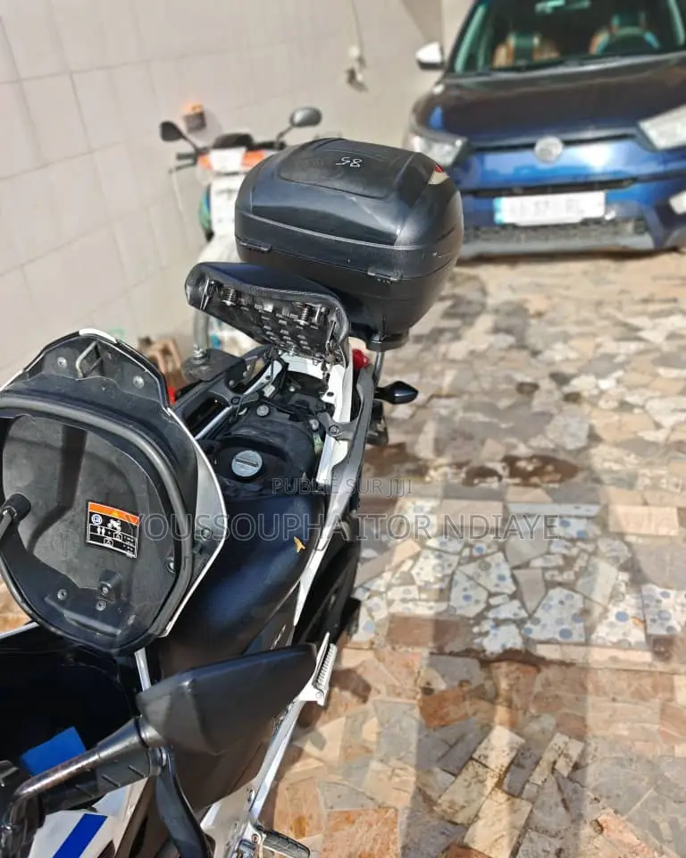 Nouveau Honda NC700X 2013 Bleu