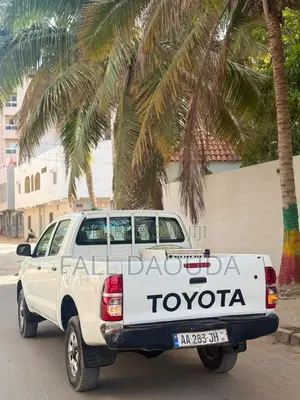Toyota Hilux 2016 Blanc