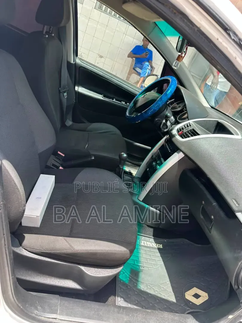 Peugeot 207 2011 Blanc