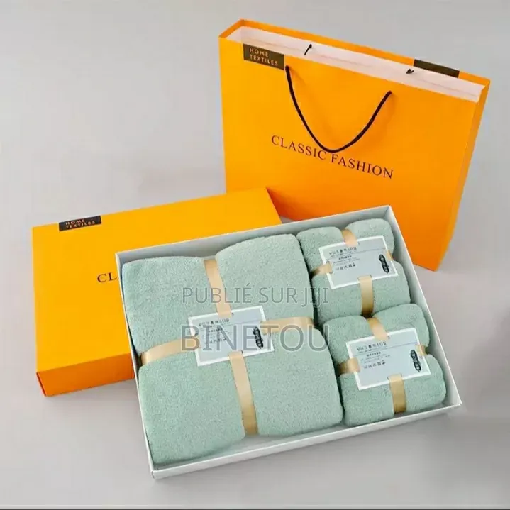Serviette Microfibre Neuves De Bonnes Qualités