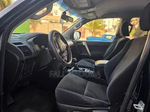 Toyota Land Cruiser Prado 2020 Noir