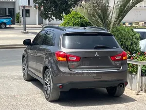 Mitsubishi Outlander 2018 Marron