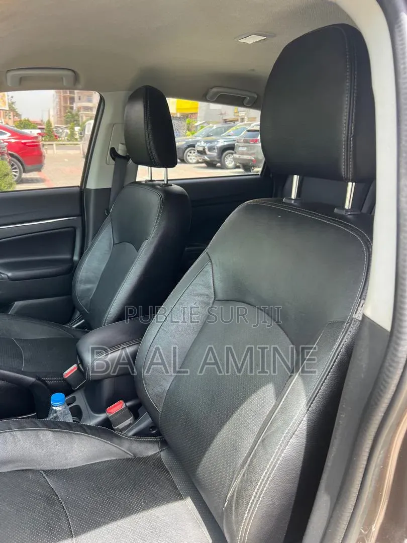 Mitsubishi Outlander 2018 Marron