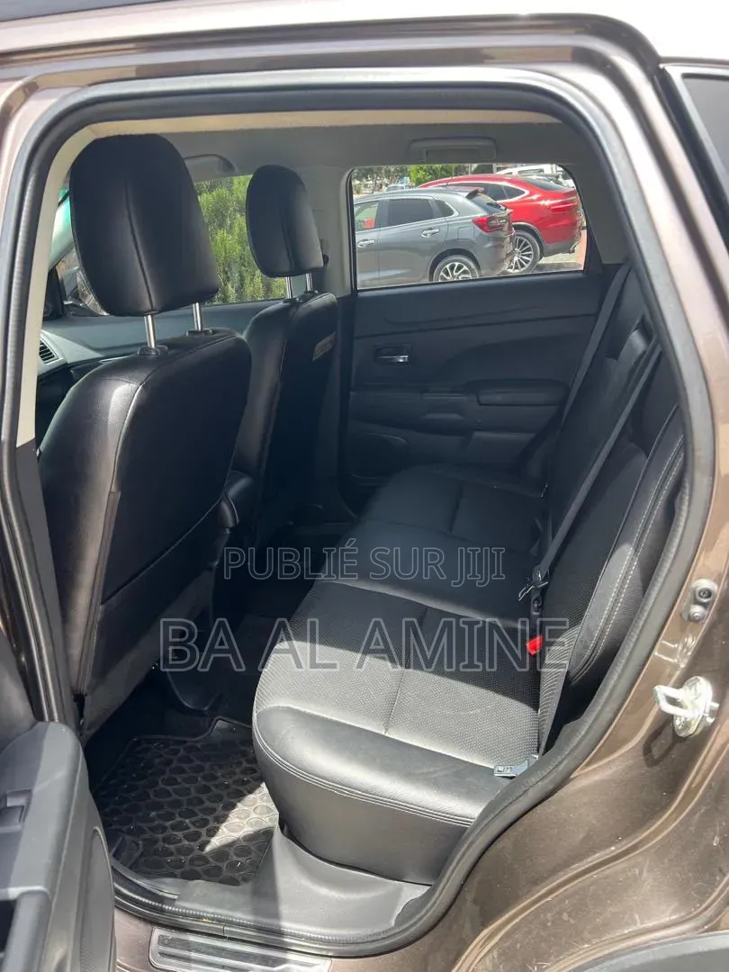 Mitsubishi Outlander 2018 Marron