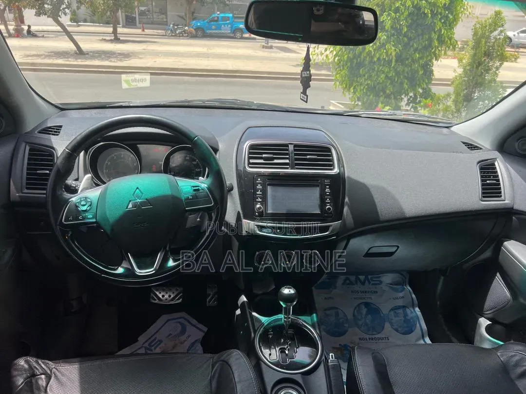 Mitsubishi Outlander 2018 Marron