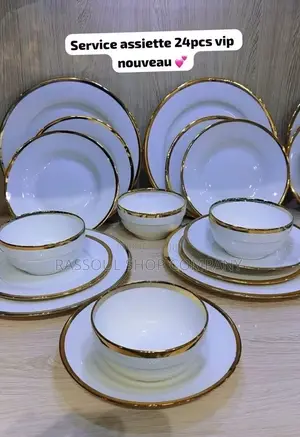 Service 24 Pièces en Porcelaine Prix :18000f
