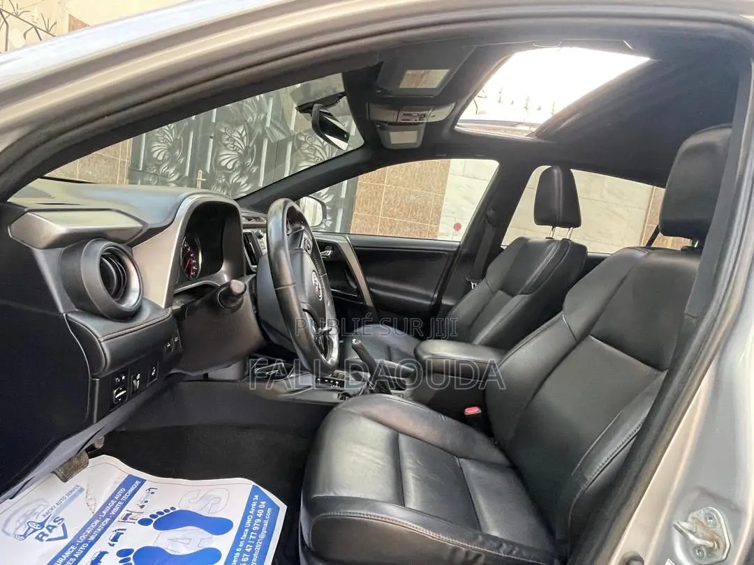 Toyota RAV4 2016 Gris