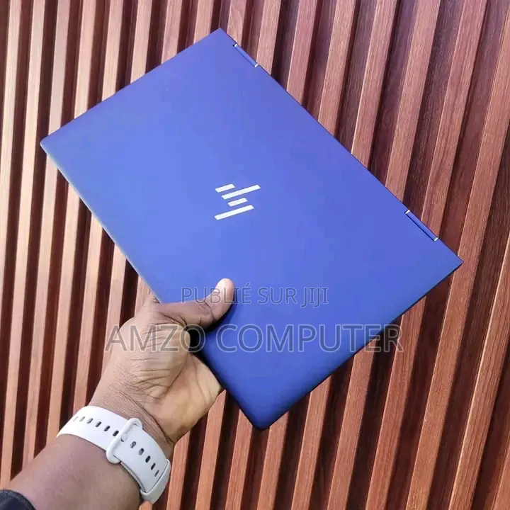 Ordinateur portable HP Dragonfly G1 16GB Intel Core i7 SSD 256GB