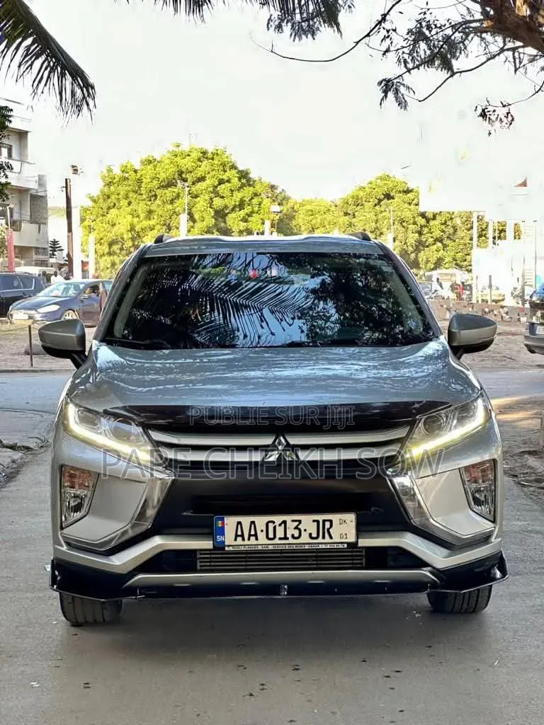 Mitsubishi Eclipse Cross 2018 Gris