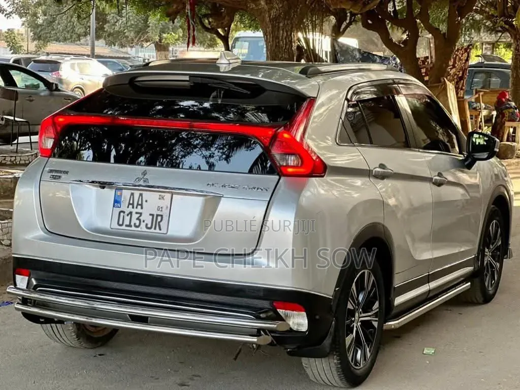 Mitsubishi Eclipse Cross 2018 Gris