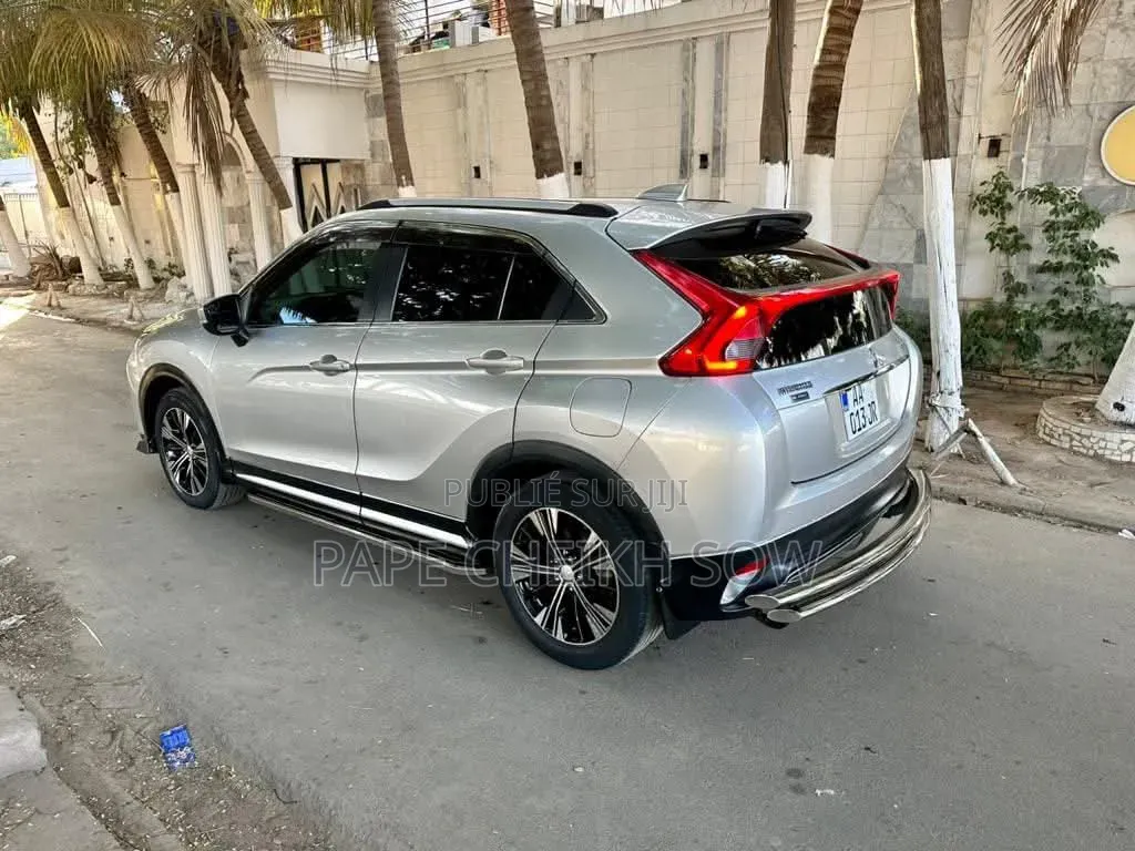 Mitsubishi Eclipse Cross 2018 Gris