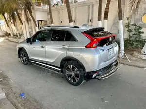 Mitsubishi Eclipse Cross 2018 Gris
