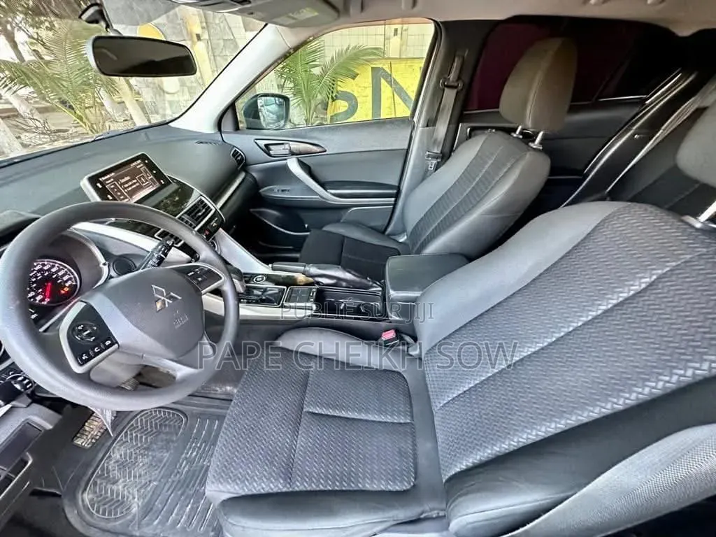 Mitsubishi Eclipse Cross 2018 Gris