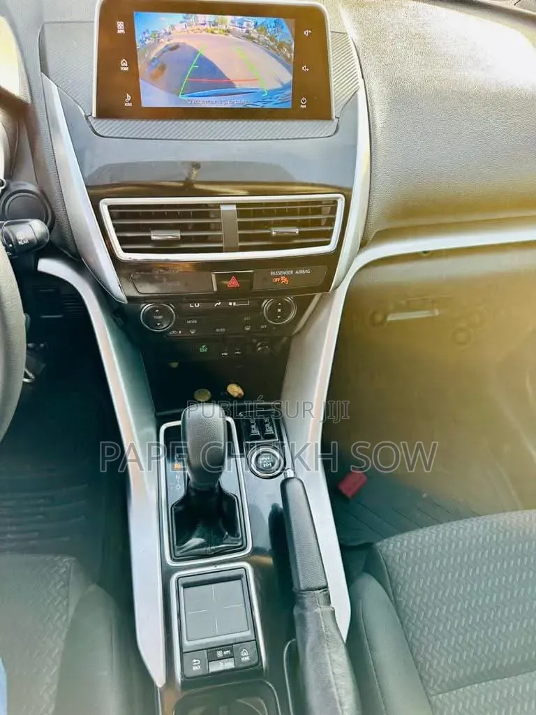 Mitsubishi Eclipse Cross 2018 Gris