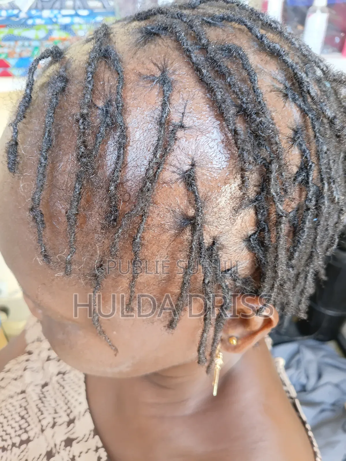 Specialistes en Locks ,Entretiens,Coiffures Locks,Teintures,Shampoings