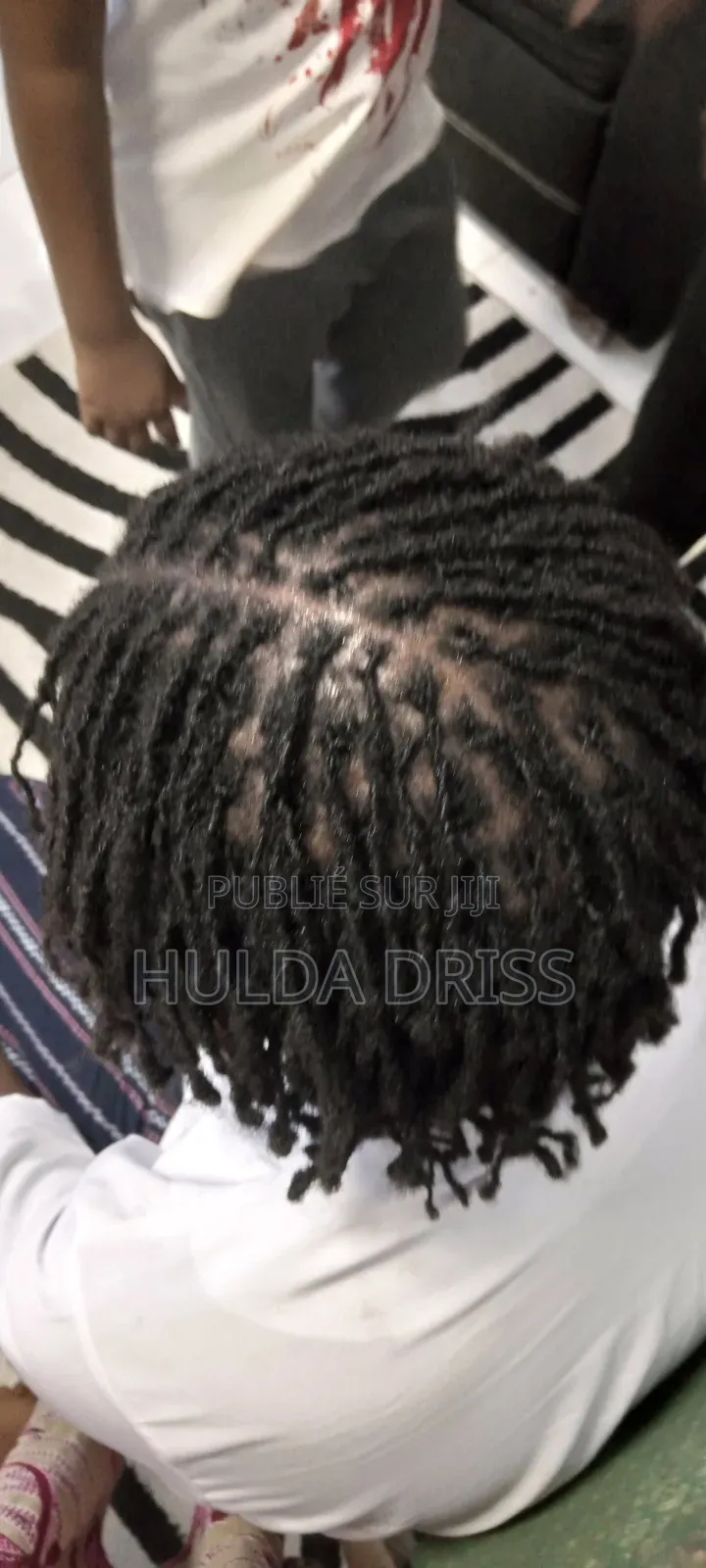Specialistes en Locks ,Entretiens,Coiffures Locks,Teintures,Shampoings