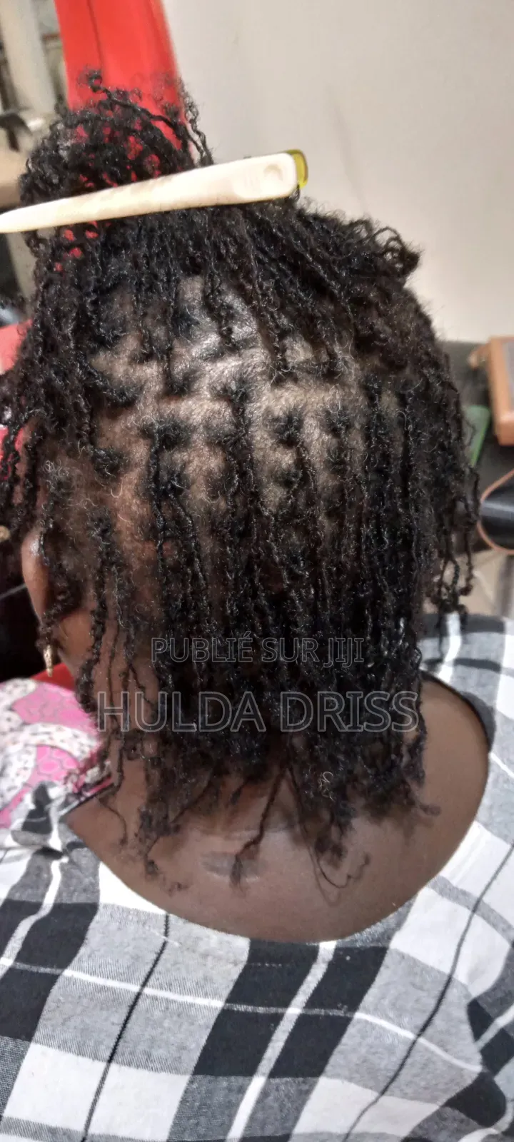 Specialistes en Locks ,Entretiens,Coiffures Locks,Teintures,Shampoings