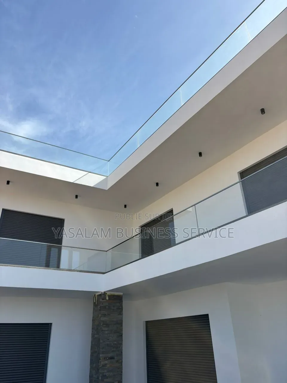 Meublé 7chbre Maison dans Yasalam Business, Dakar Plateau à Vendre